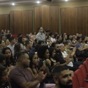Escola de Educação Infantil Tio Chico forma 14 crianças em Porto Alegre