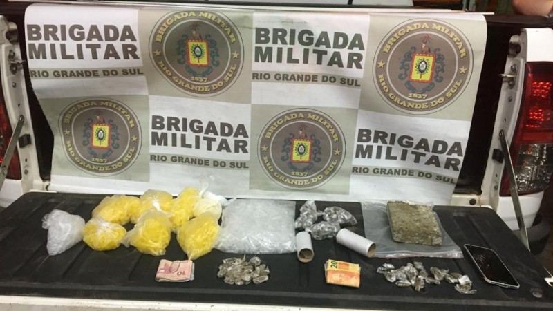 Material pego no Bar