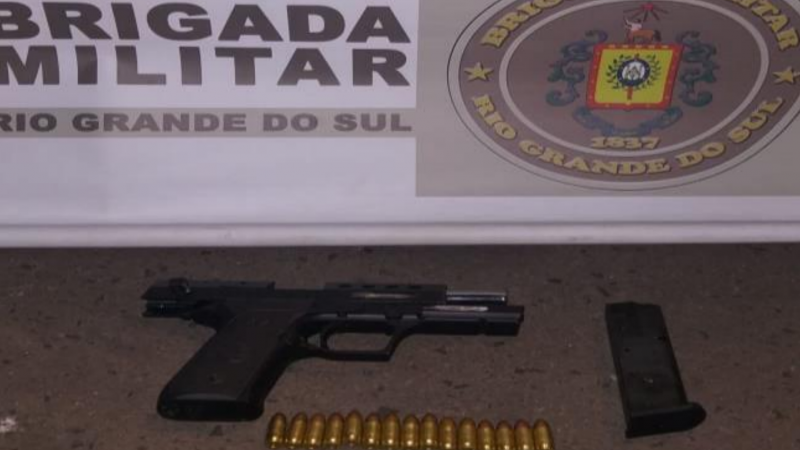 Homem é preso por porte ilegal de arma de fogo no bairro Jardim Carvalho