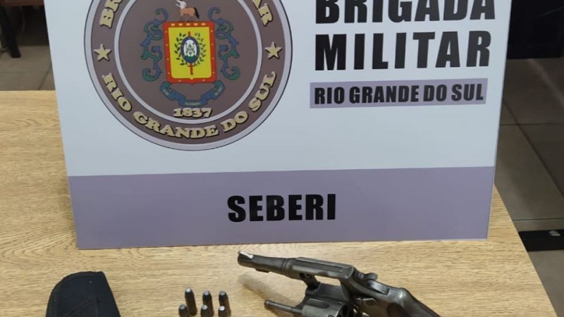 37º BPM prende homem por porte irregular de arma