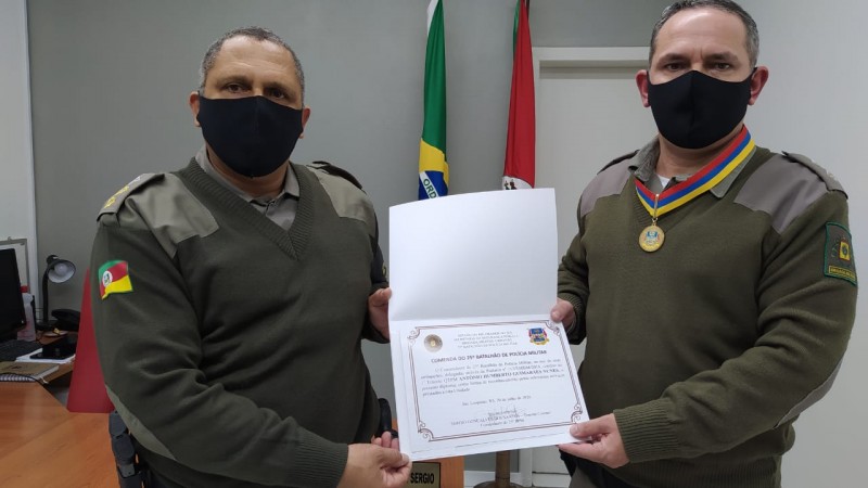 Homenagem do 25º BPM TEN HUMBERTO (2)