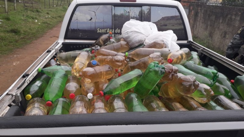 bebidas e carnes apreendidas