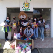 Entrega dos brinquedos no Caraá