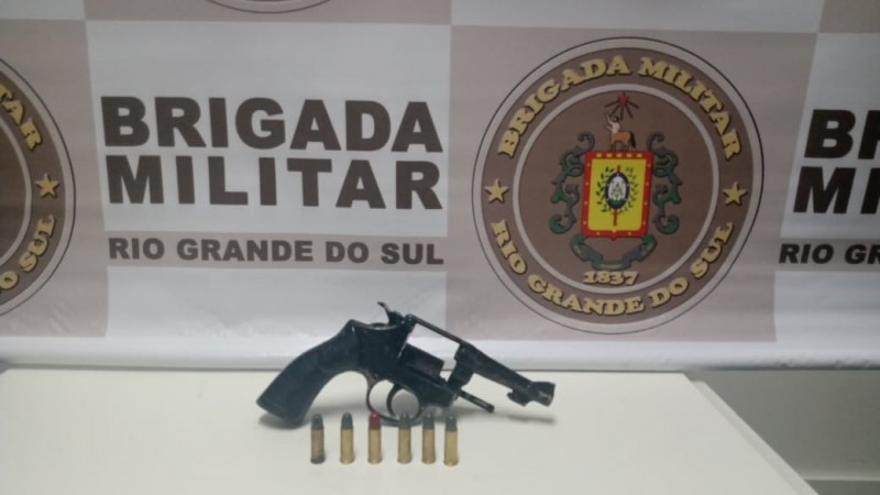 BM de Viam&atilde;o apreende adolescente e prende homem por roubo de ve&iacute;culo, porte ilegal de arma de fogo e corrup&ccedil;&atilde;o de menor