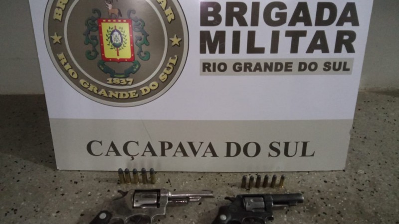 armas e munições apreendidos