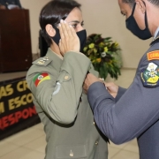 Coordenadora Técnica do PROERD/RS é homenageada pela Polícia Militar do MT 