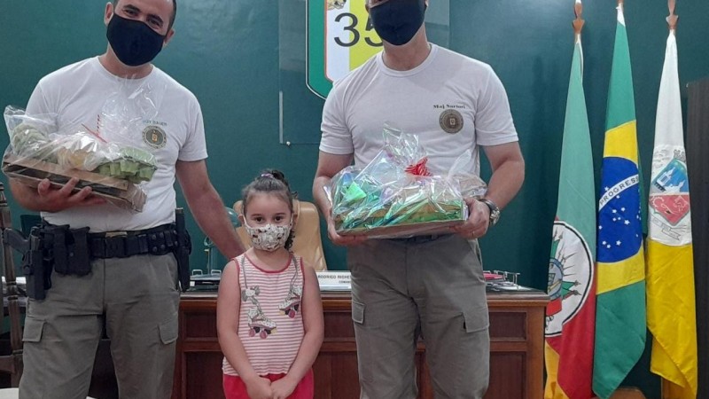 Comandante de Cachoeira do Sul recebe visita de agradecimento
