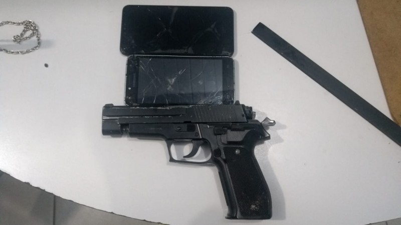 25&ordm; BPM prende homem por roubo de ve&iacute;culo (2)