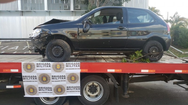 Prisão por tráfico de drogas, arma e procurado