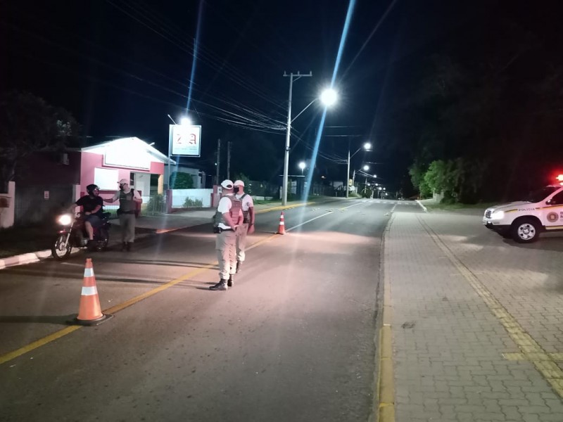 Policiamento em Nova Santa Rita e Canoas