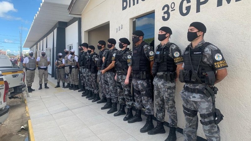 Policiais Militares do 8º BPM