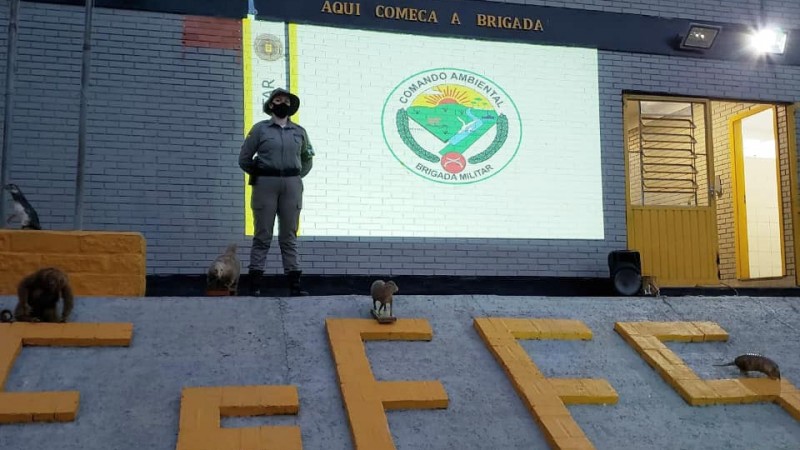 Apresenta&ccedil;&atilde;o do CABM aos alunos soldados EsFES POA 15 04 2021