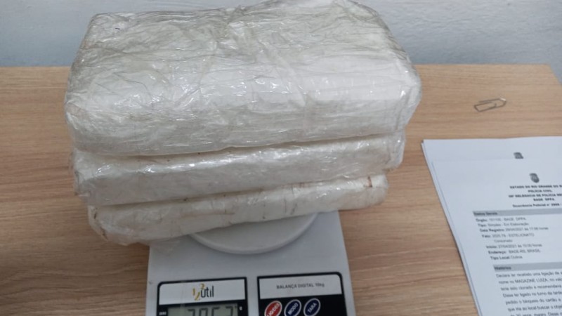 Tijolos de maconha
