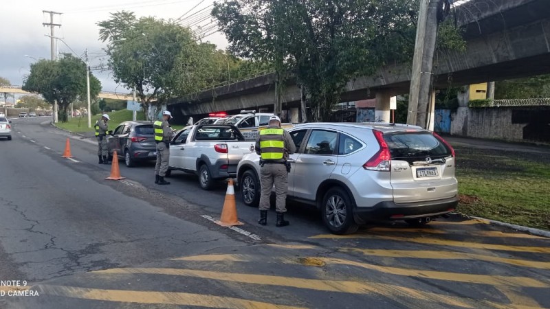 15&deg; BPM realiza opera&ccedil;&atilde;o &ldquo;Lockdown&rdquo; em Canoas