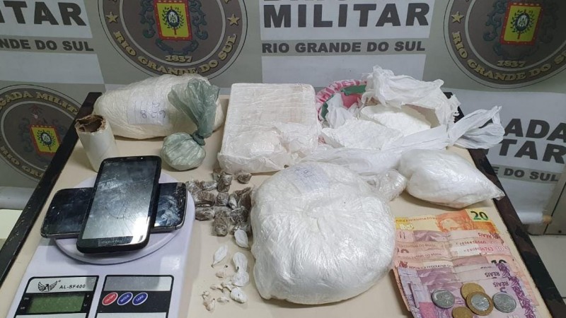 Material apreendido durante a a&ccedil;&atilde;o 