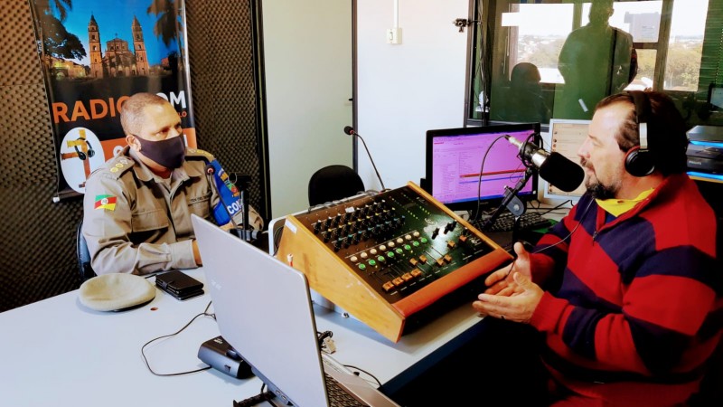 Comandante Regional é entrevistado pela RADIOCOM de Santo Ângelo