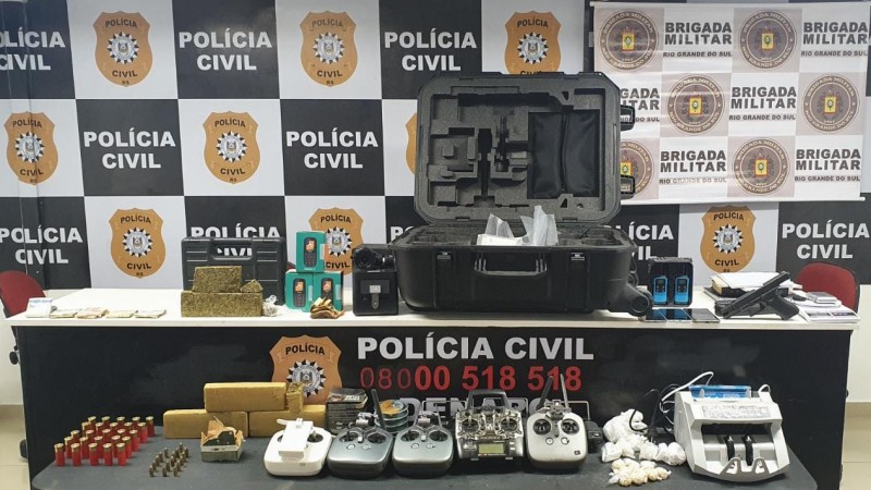 pris&atilde;o por tr&aacute;fico de drogas.