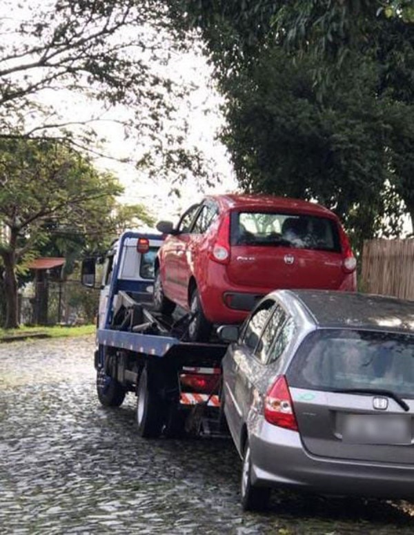 18 ago   BRIGADA MILITAR DE SÃO LEOPOLDO RECAPTURA PRESO COM ARMA E VEÍCULOS ROUBADOS (2)