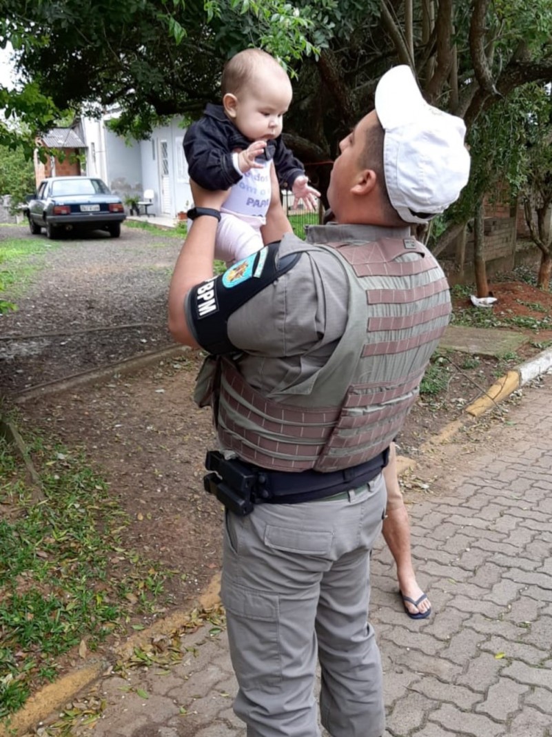 crian&ccedil;a