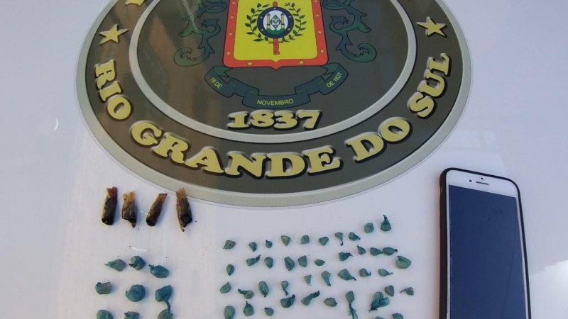 Material apreendido na a&ccedil;&atilde;o. 