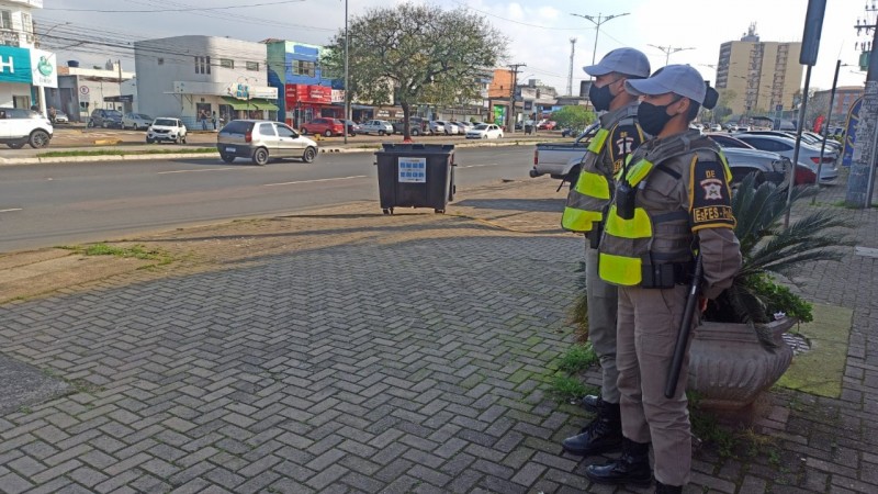 Alunos Soldados realizaram policiamento na cidade de Cachoeirinha. 