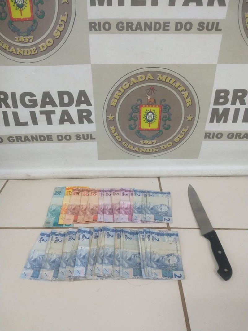 Dinheiro roubado foi recuperado. 