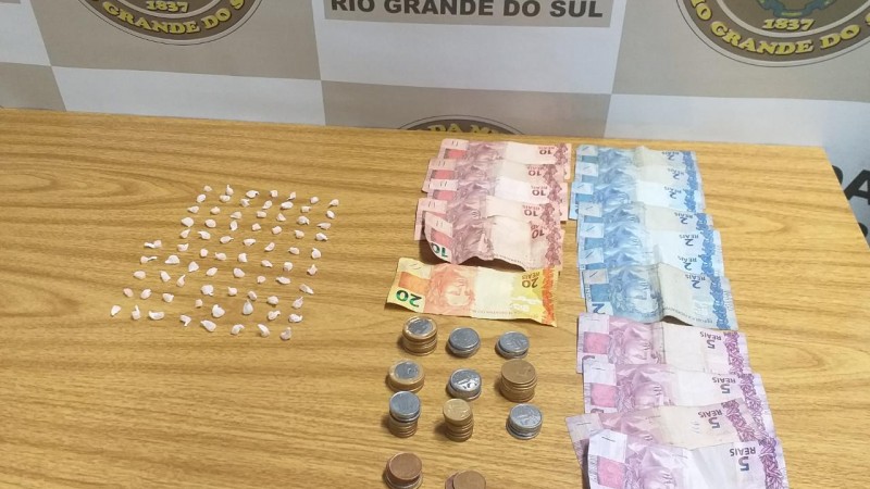 15&deg; BPM prende mulher por tr&aacute;fico de entorpecentes em Canoas