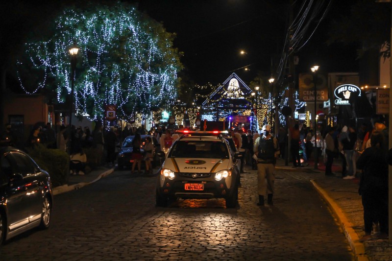 32º BPM presente na abertura da 26º Edição do Natal dos Anjos de Dois Irmãos - Brigada Militar 32º BPM presente na abertura da 26º Edição do Natal dos Anjos de Dois Irmãos - Brigada Militar