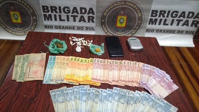 Dinheiro celular e drogas