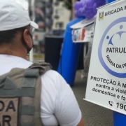Brigada MIlitar na blitz de enfrentamento à violência contra as mulheres, em Torres.