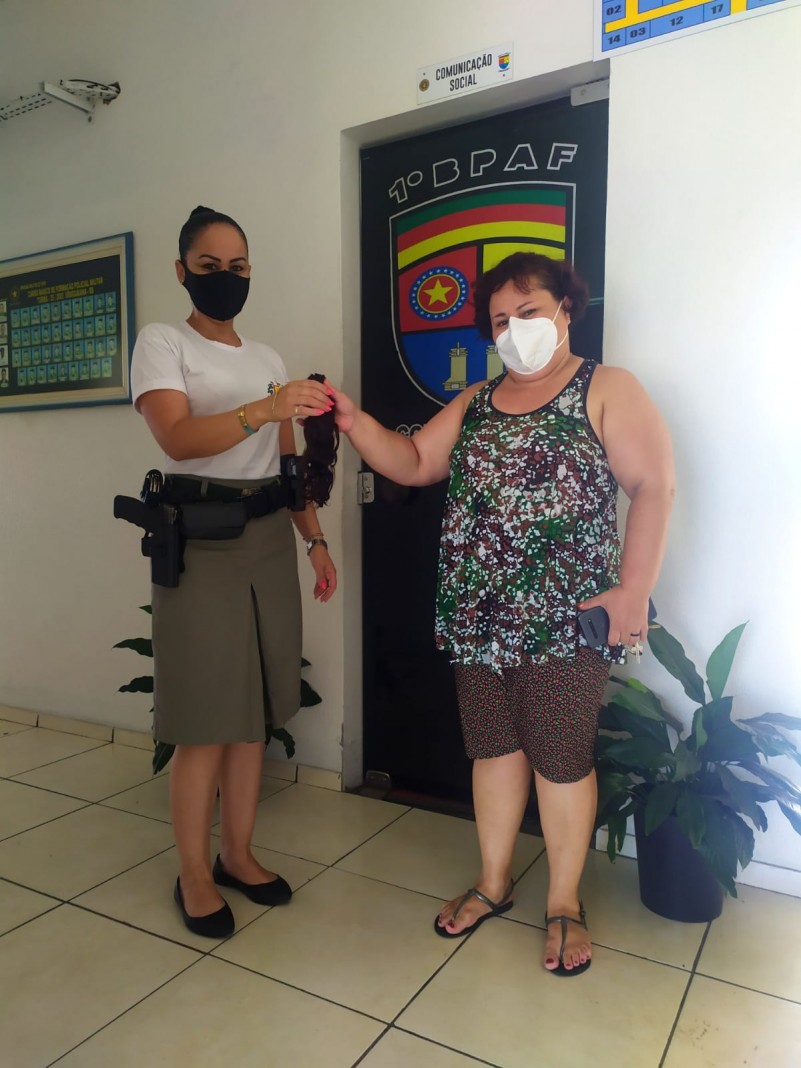 1&deg; BPAF recebe doa&ccedil;&atilde;o de mecha de cabelo 