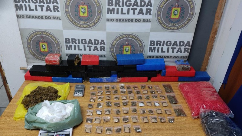 Brigada Militar prende mulheres e apreende mais de 11 Kg de drogas em S&atilde;o Leopoldo