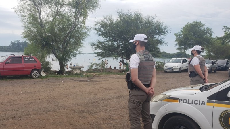 Praia do Paquet&aacute; policiamento