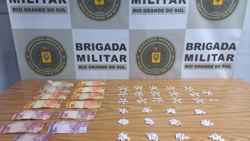 Preso um casal por tr&aacute;fico de drogas em Canoas