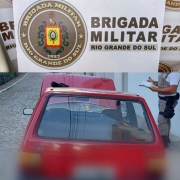 Brigada Militar prende homem por receptação de veículo em situação de furto em Flores da Cunha