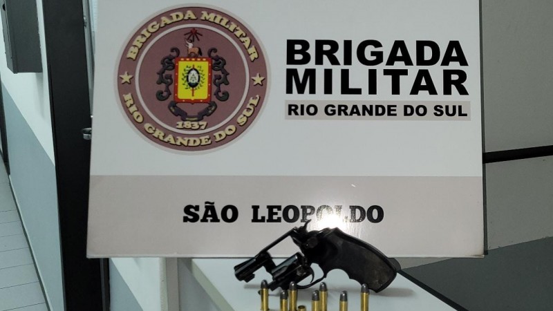 Brigada Militar de São Leopoldo prende uma pessoa e recupera veículo roubado