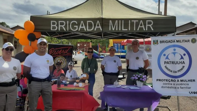 Brigada Militar e Multi Mulher participam de ação social em Estrela