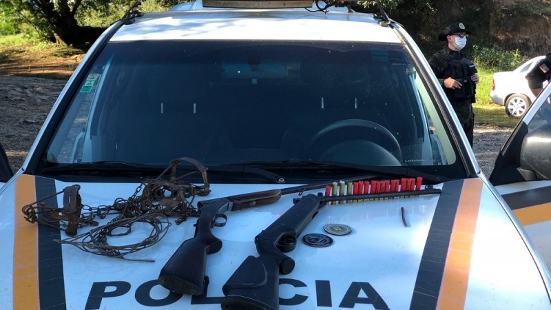 Armas, munições e armadilhas apreendidas em Cachoeira do Sul