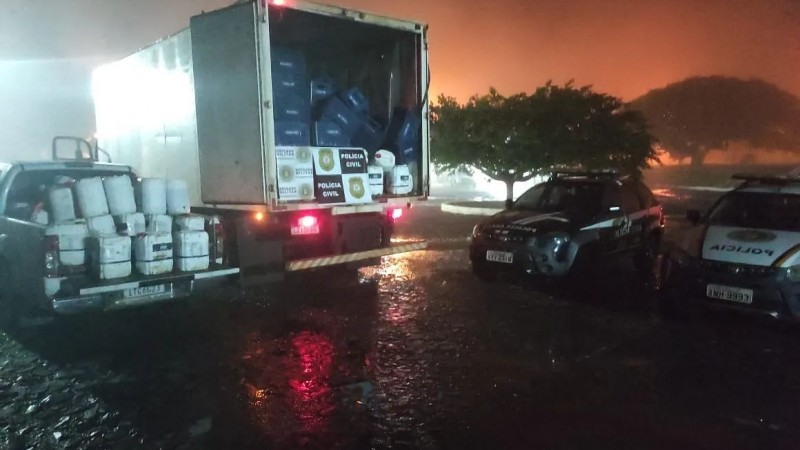 Brigada Militar e Polícia Civil apreendem caminhão com agrotóxicos de origem estrangeira durante Operação Hórus