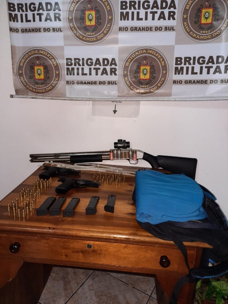 Armas e muni&ccedil;&otilde;es apreendidas 