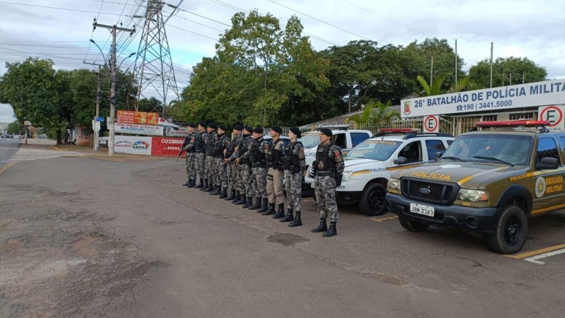 Durante a operação foram realizadas as prisões de 01 indivíduo foragido e 02 mulheres por tráfico de entorpecentes.