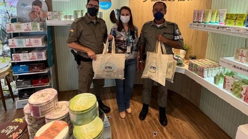 visita a fábrica da Menphis