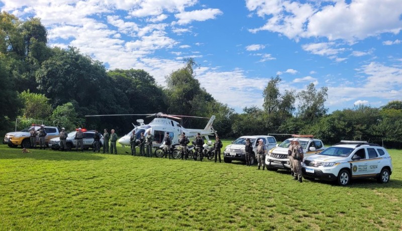 Efetivo e viaturas que participaram da Operação na área do 5ºBPM em 27/04/22