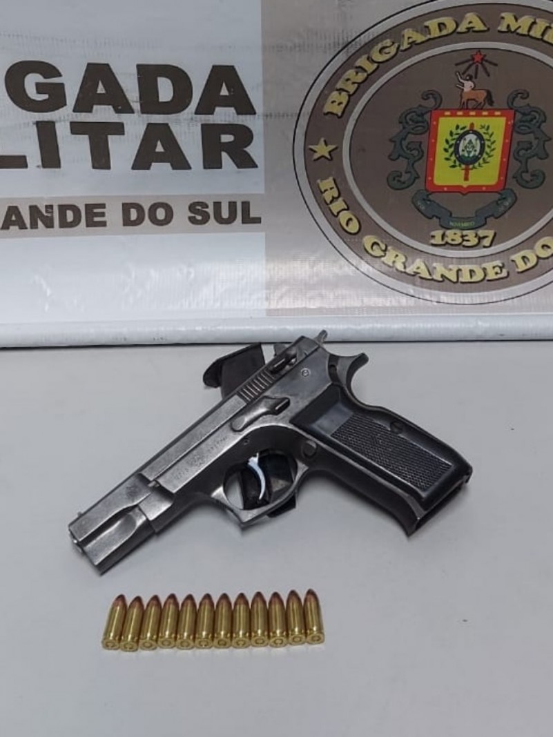 Arma apreendida em Rio Grande