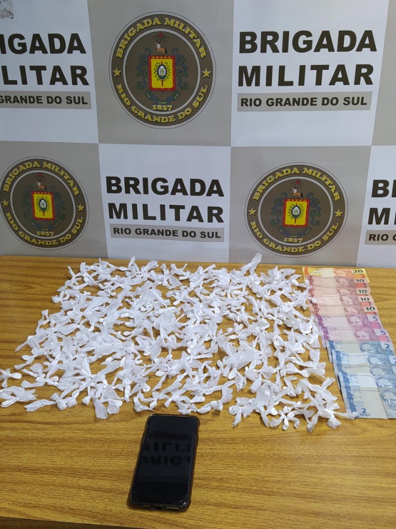 Entorpecentes apreendidos em Canoas.