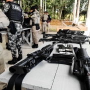 Efetivo do 25º BPM recebe treinamento com fuzil 5,56 (7)