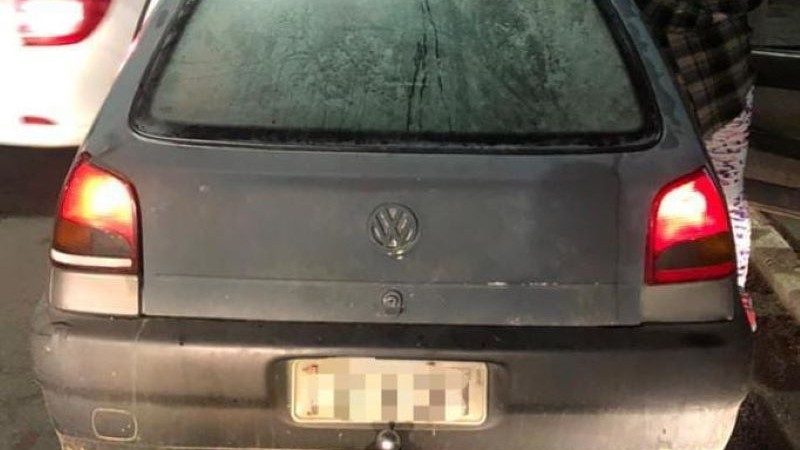 automóvel objeto da prisão por receptação de veículo realizada na área do 19 bpm