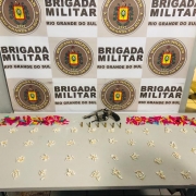 Armas e drogas apreendidas em Rio Grande 
