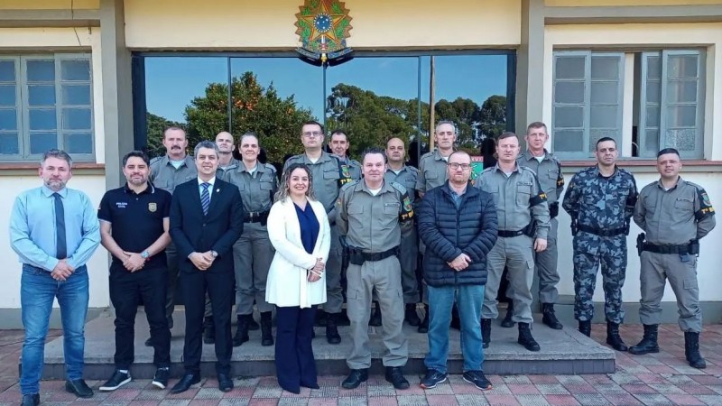 7&deg; BPM recebe Comandantes de Pelot&otilde;es para uma reuni&atilde;o com Delegados de Pol&iacute;cia sobre a seguran&ccedil;a p&uacute;blica na Regi&atilde;o Celeiro