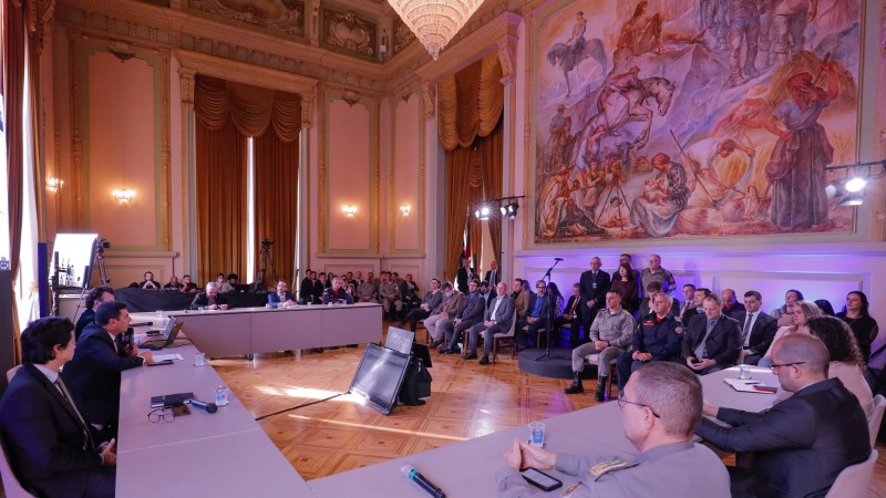 Integrantes do RS Seguro em reunião